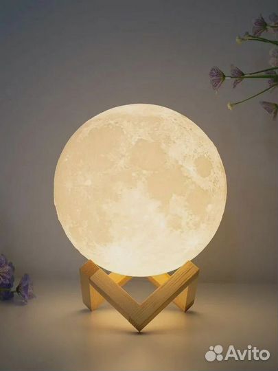 Светильник-ночник 3D Шар-луна Moon Lamp, на деревя