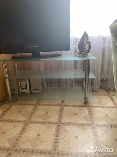 Стеклянная тумба