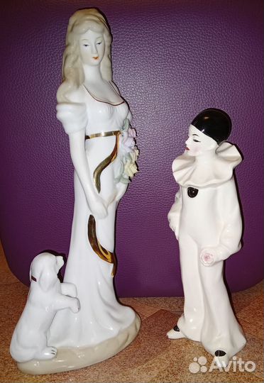 Статуэтки Пьеро и Дама с собачкой фарфор винтаж
