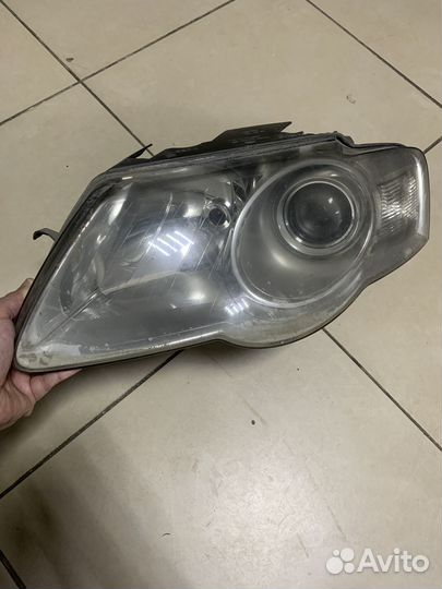 Фара левая оригинал Passat B6 Б\У 3C0941005C
