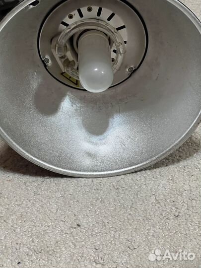 Вспышка студийная Falcon Eyes DE-300B