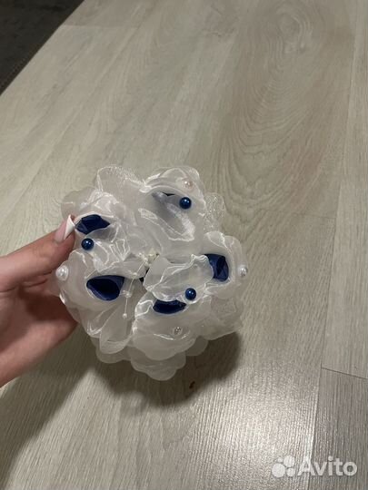 Бант школьный пышный