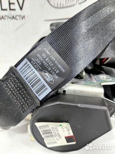 Ремень безопасности передний правый Focus III (201