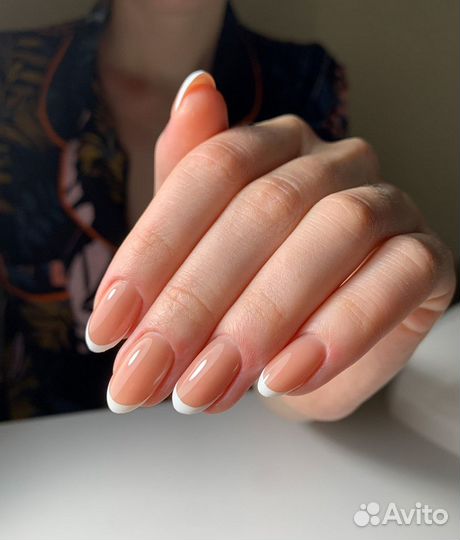 Маникюр,педикюр