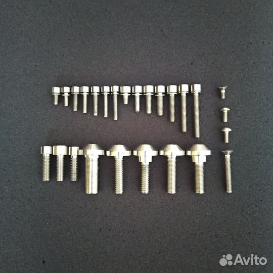 Титановые болты