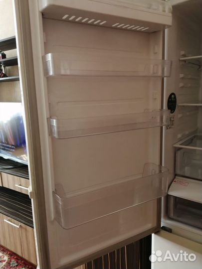 Холодильник Samsung RL-41 ecvb