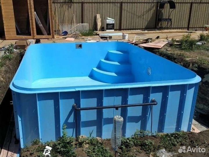 Пластиковый бассейн
