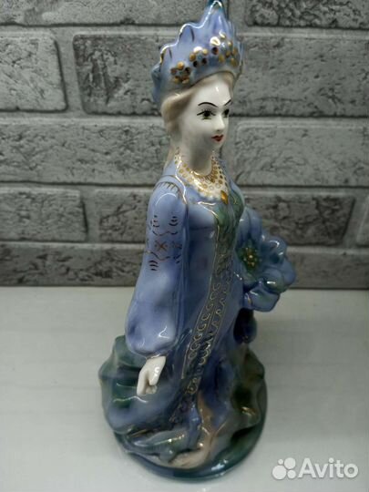 Статуэтка фарфор СССР гжель