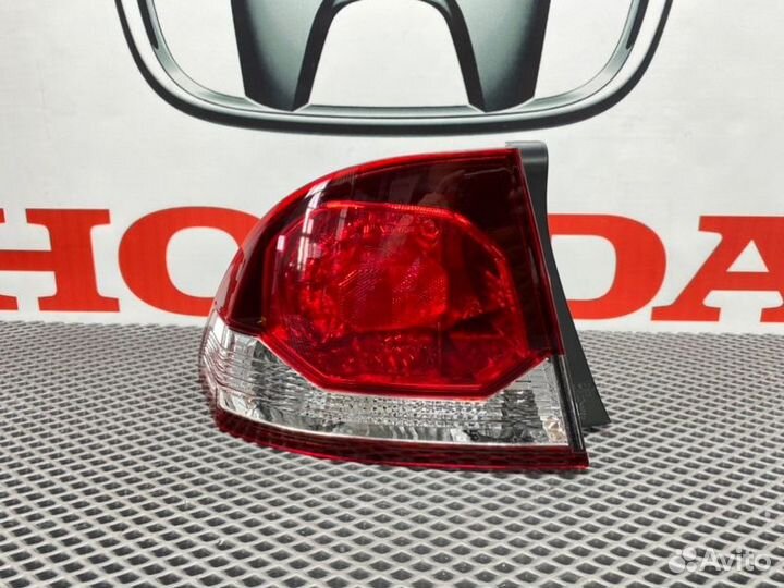 Фонарь наружний задний левый Honda Civic FD(4Д)