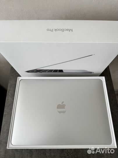 Mac book pro 13 2019
