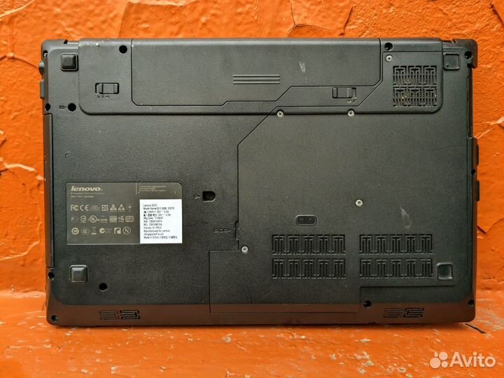 Ноутбук Lenovo G570(i3-2310,ssd)