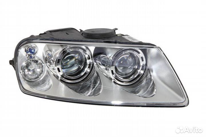 Фара правая Volkswagen Touareg 1