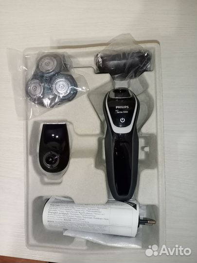 Электрическая бритва philips