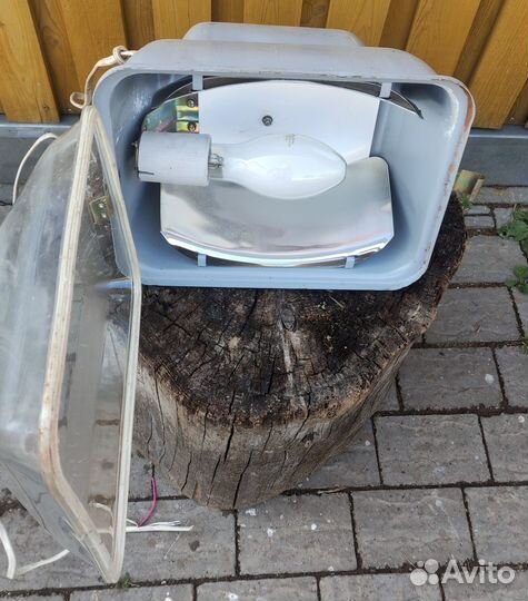 Прожектор уличный с лампой дрл 250