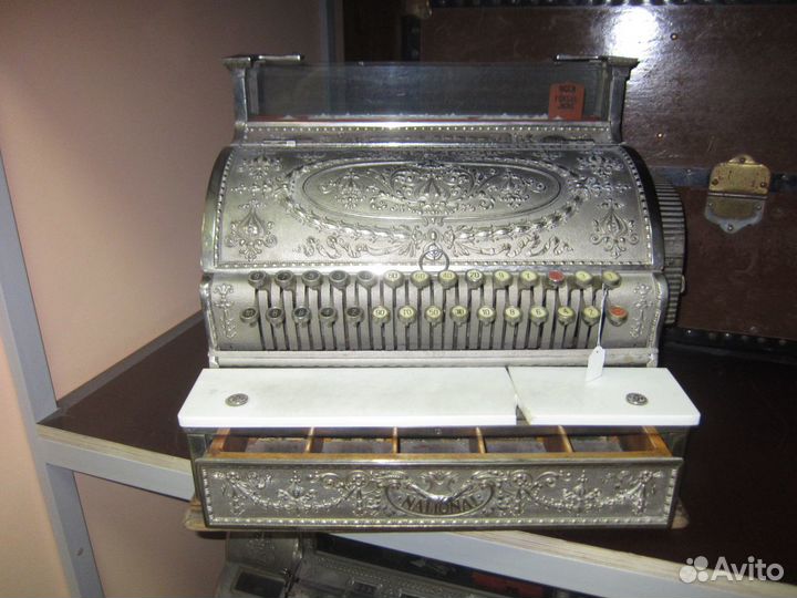 Антикварный кассовый аппарат, 1900-е годы