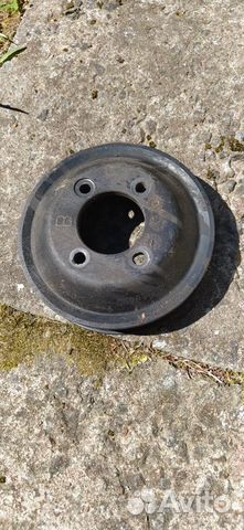 BMW шкив помпы ременный