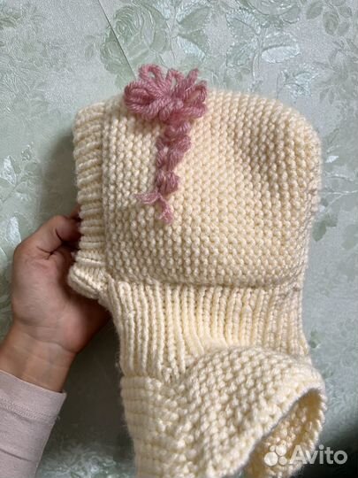 Шапка-шлем вязанная