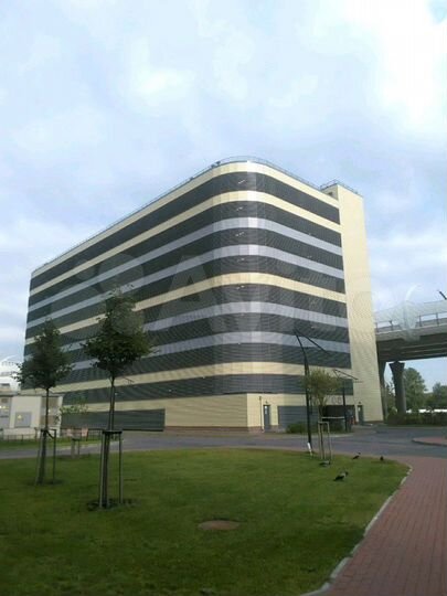 Машиноместо, 13 м²