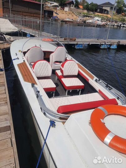 Прогулки по Волге на скоростном катере