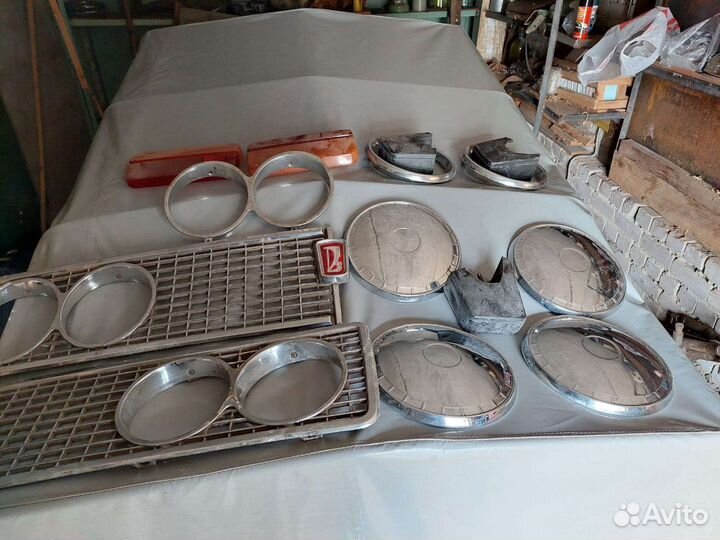 Хромированная решетка ваз 2103