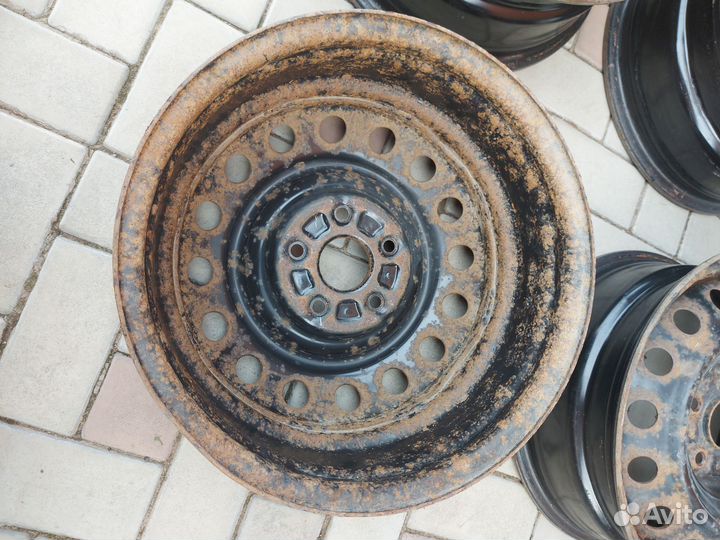 Диски Тойота Версо 16. Штамповка. Комплект