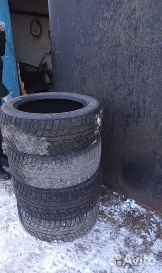 Kumho I'Zen KW22 225/55 R17