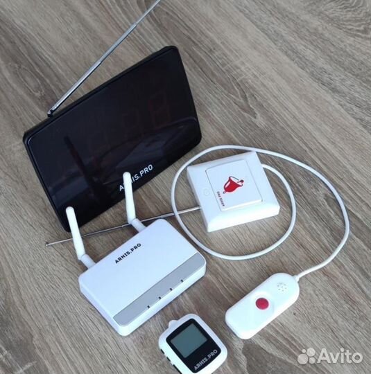 Кнопка вызова персонала, помощи больному в палату