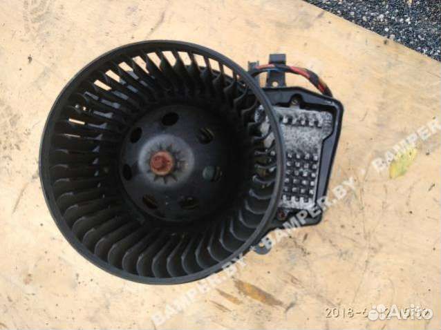 Моторчик печки Mercedes-Benz C W203 0