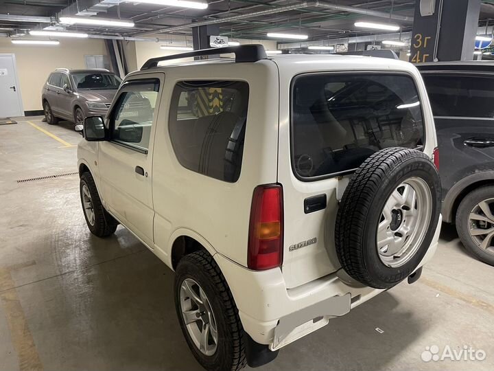 Suzuki Jimny 0.7 AT, 2000, 136 000 км