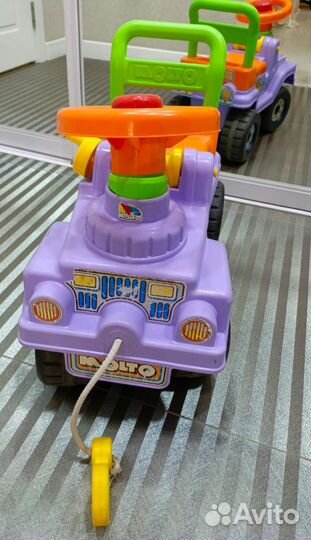 Машинка каталка толокар