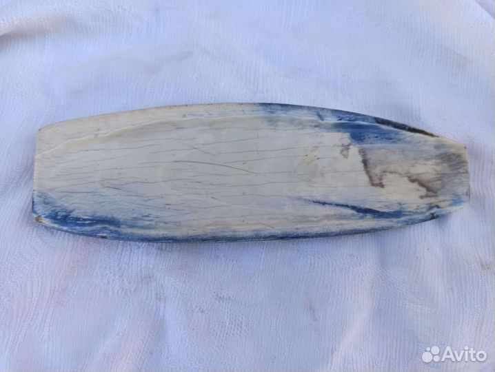 Часть бивня мамонта