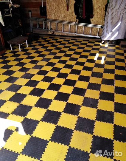 Напольное покрытие для гаража