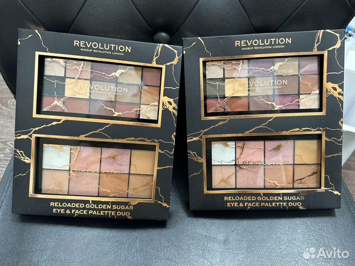 Палитра теней и контуринга Revolution