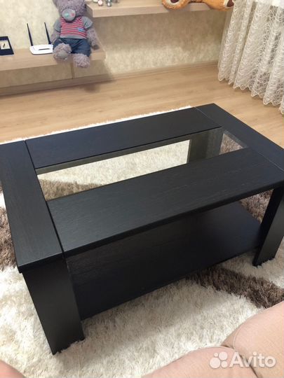 Журнальный столик