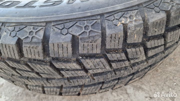 Продам резину на УАЗ, джип 4х4 245/70/16