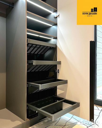 Шкаф распашной с фрезерованными фасадами