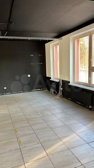 Торговая площадь, 105 м²