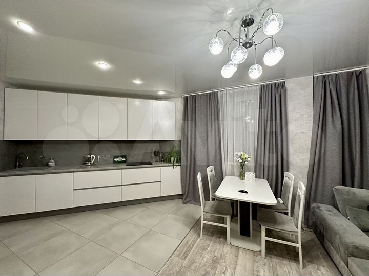 3-к. квартира, 80 м², 13/18 эт.