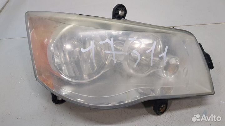 Фара (передняя) правая Dodge Grand Caravan