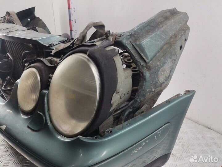 Бампер для mercedes-benz CLK-Class (W208)