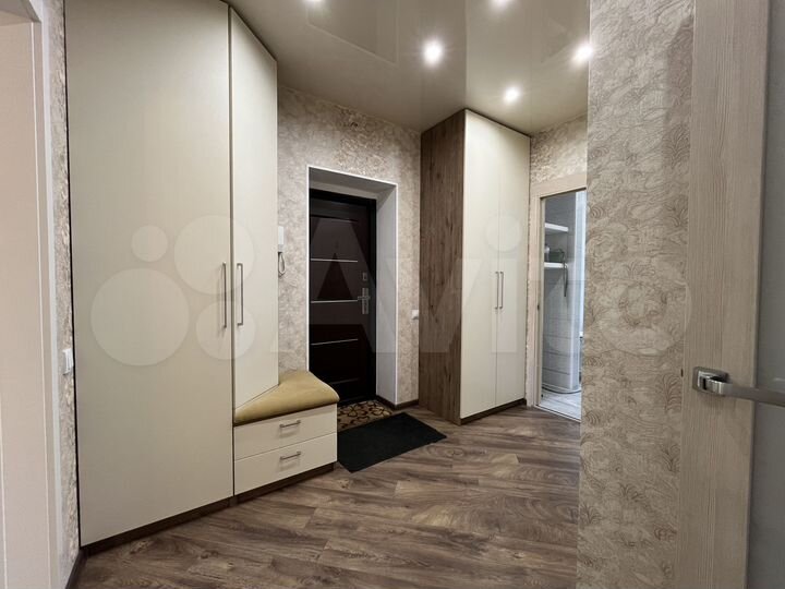 2-к. квартира, 61,7 м², 1/3 эт.