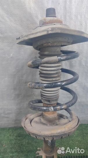 Стойка амортизатора передняя правая Peugeot Exper