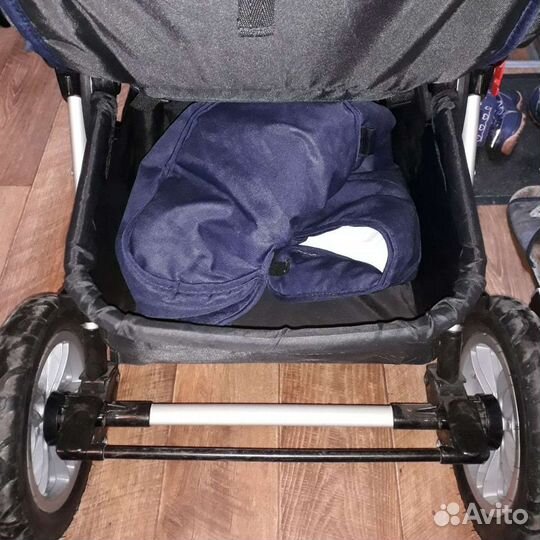 Коляска прогулочная Jetem