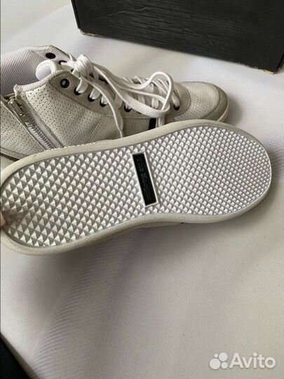 Кроссовки Франция нат. кожа новые