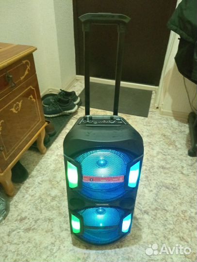 Блютуз колонка telefunken