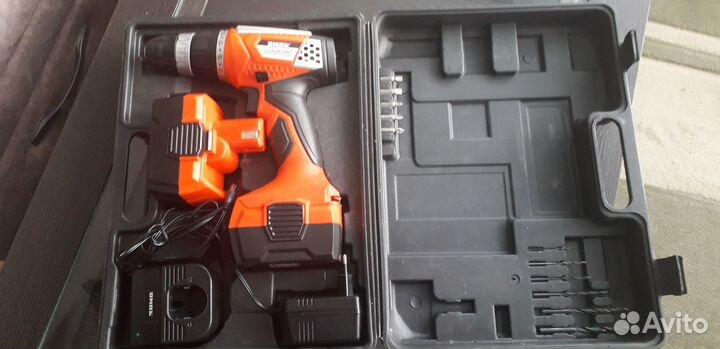 Дрель-шуруповерт