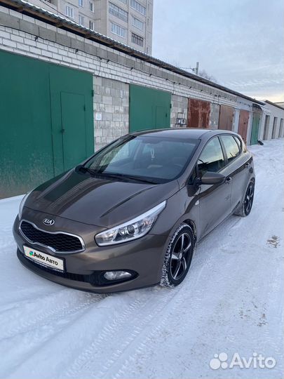 Kia Ceed 1.6 AT, 2015, 219 000 км