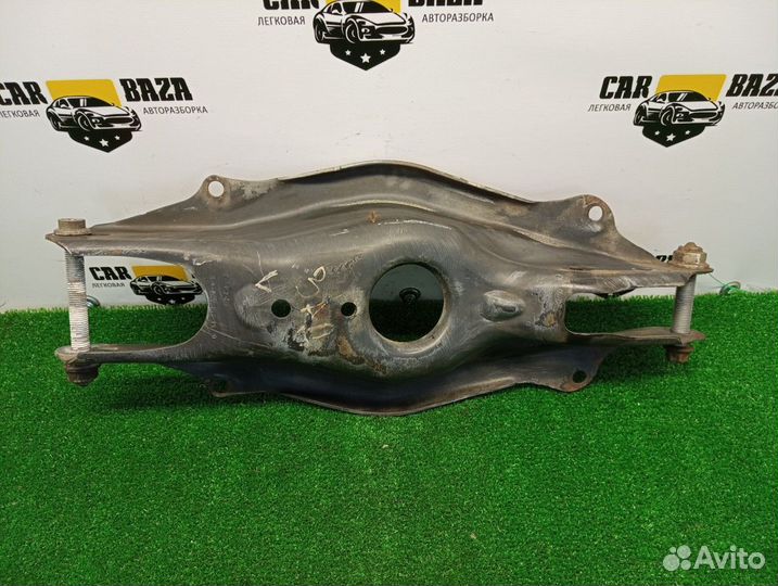 Рычаг подвески задний левый L