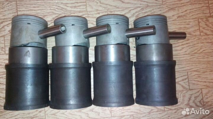 Продам запчасти на двигатель москвич 2140, 2141