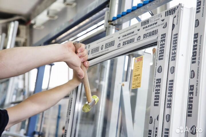 Заводские пластиковые окна для дома и дачи